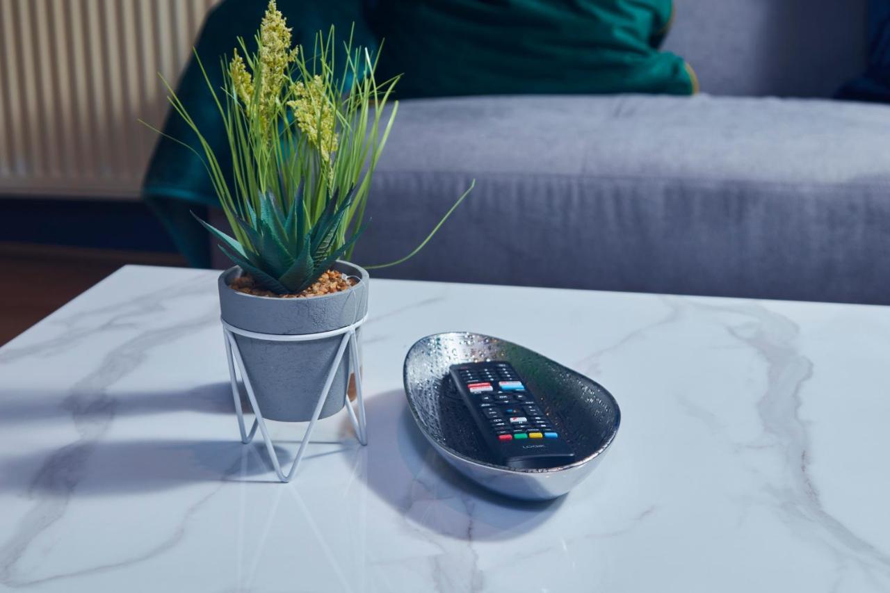 Perfect Place To Stay Fast Free Wifi エディンバラ エクステリア 写真